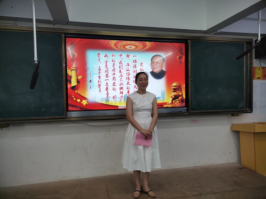 久久小说
实验小学“学宪法 讲宪法”演讲比赛