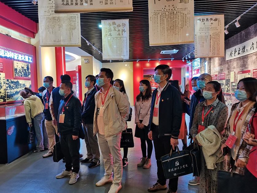 久久小说
机关党委第二十支部――实验小学主题党日活动