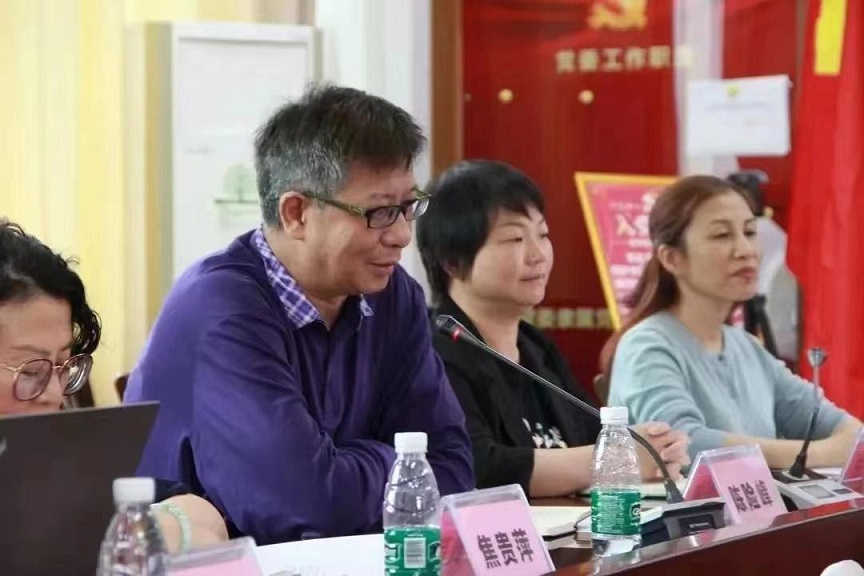 行稳致远，进而有为――记海师附小毕业班教师培训