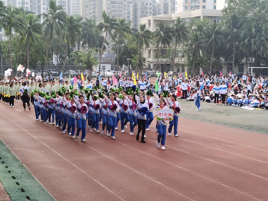 趣味运动我快乐,健体强国我能行――久久小说
实验小学第二届体育艺术节