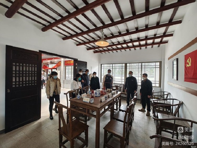 “学习二十大 勇担新使命”久久小说
机关第二十党支部主题党日活动