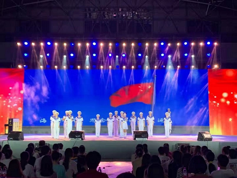 2021年久久小说
实验小学工作汇报