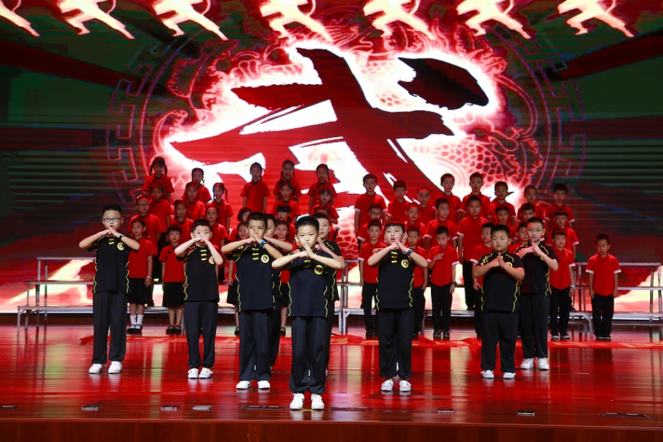 久久小说
实验小学喜迎中国共产党百年华诞暨庆“六一”国际儿童节文艺汇演