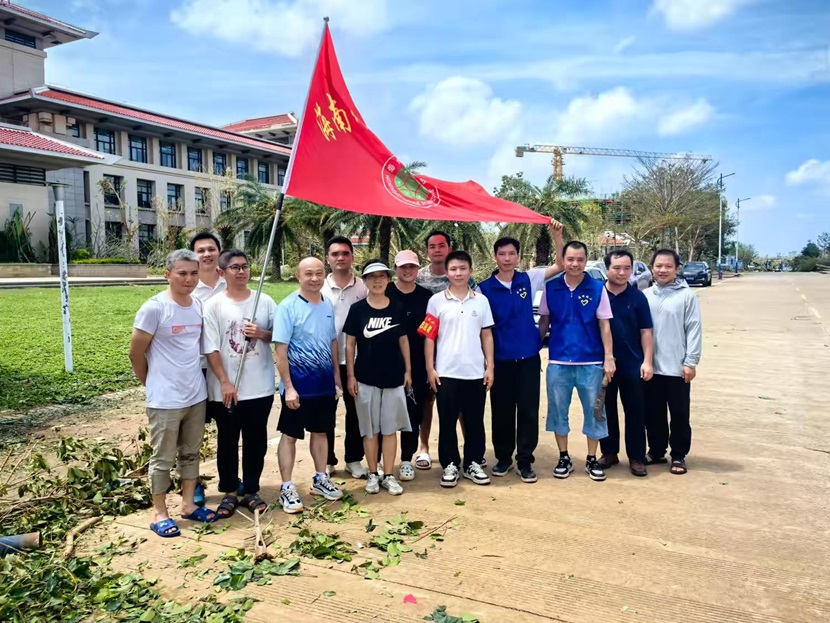 风雨过后，即是晴天：附小人全力恢复校园正常秩序