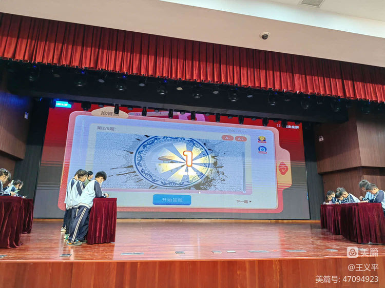 与经典同行，诵千古美文――久久小说
首届古诗词大赛