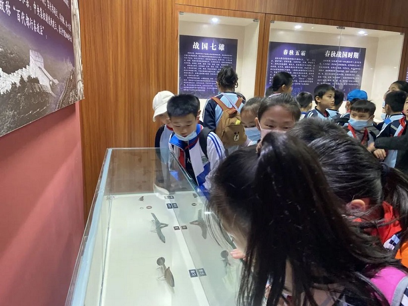 【研学旅行】贯通古今学知识,科学知识谱未来――久久小说
实验小学秋季研学旅行