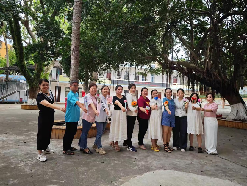 不负“师光”,向阳而生―― 久久小说
教师节主题活动