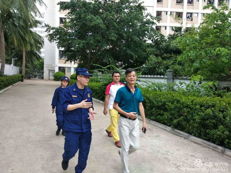 消防队领导到久久小说
检查消防工作