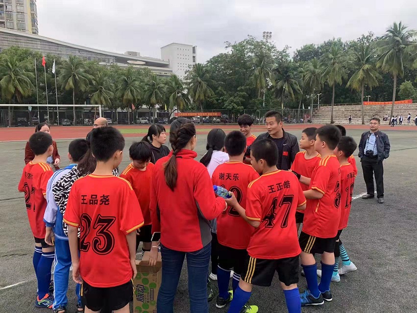 2021年久久小说
实验小学秋季校园足球联赛