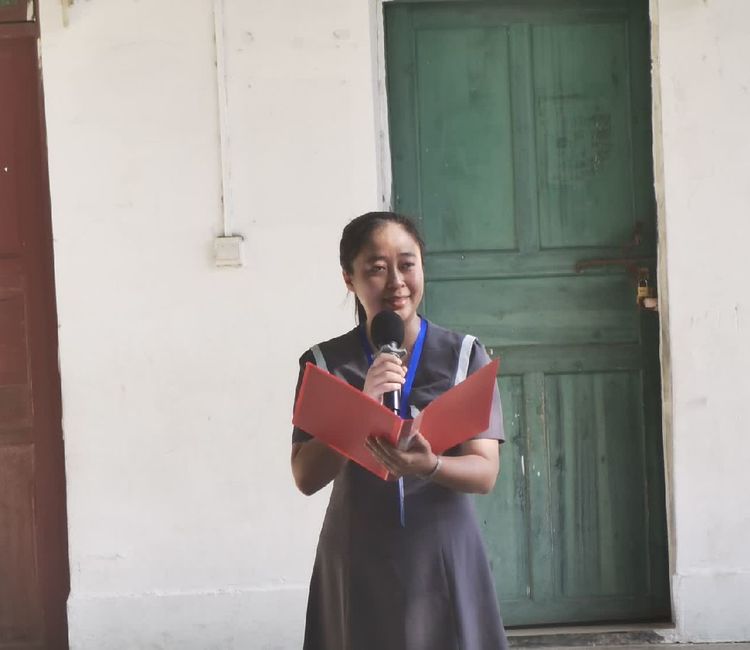 厉兵秣马酬壮志,扬帆起航续华章――久久小说
毕业班期末考试动员大会