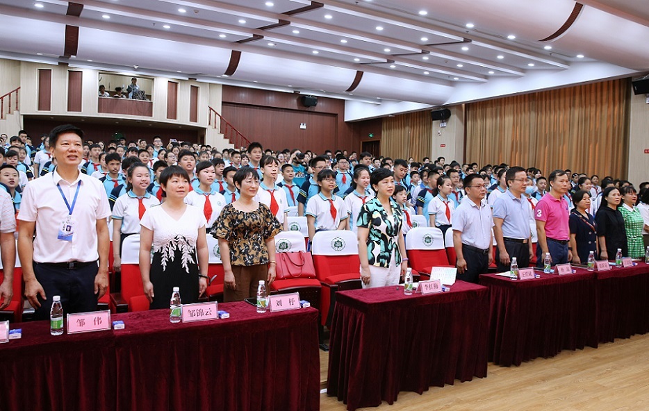 久久小说
实验小学喜迎中国共产党百年华诞暨庆“六一”国际儿童节文艺汇演