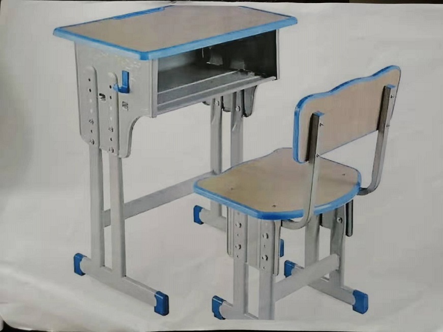 久久小说
实验小学购置学生课桌椅公告